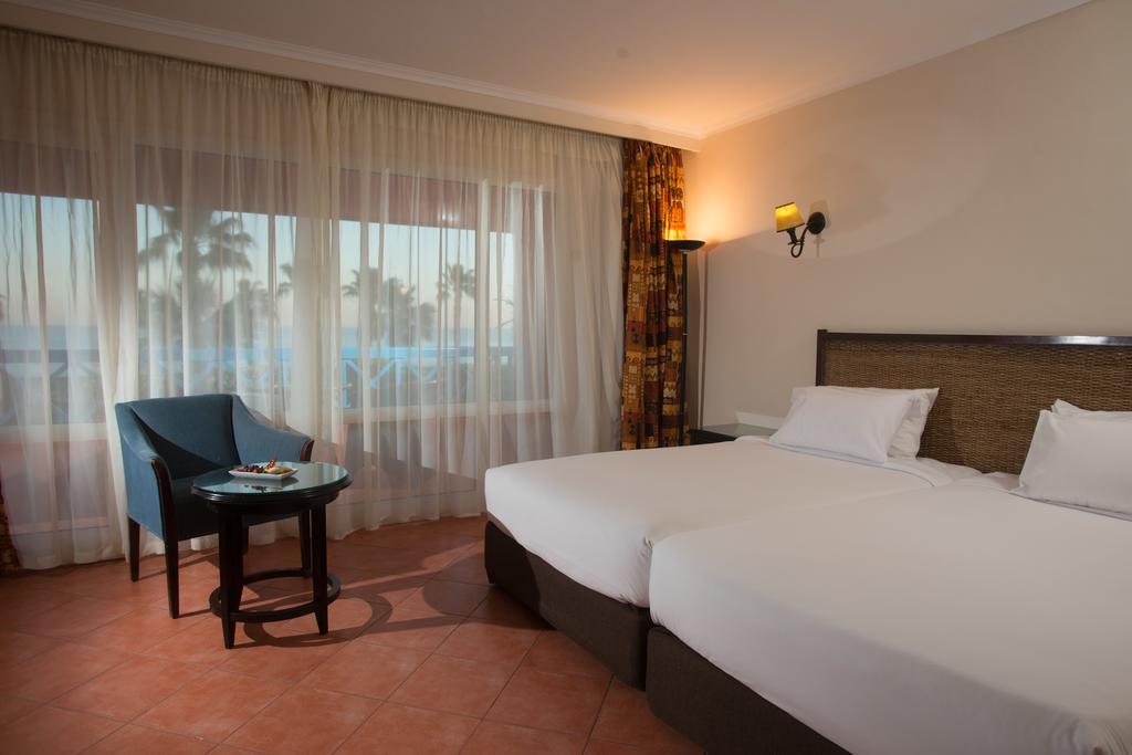 Porto Sokhna Beach Resort Ain Suchna Exterior foto